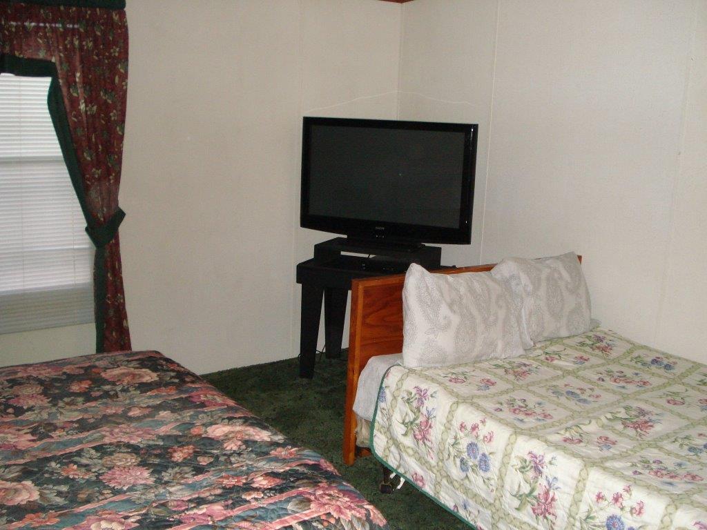 Comfort Green Motel Thayer Exterior photo