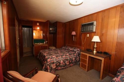 Comfort Green Motel Thayer Exterior photo